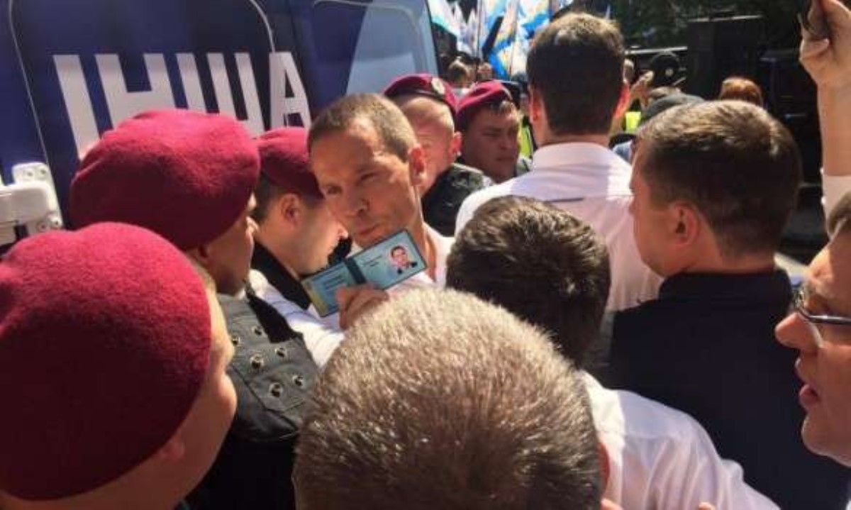 Сторонники Саакашвили и полиция затеяли потасовку