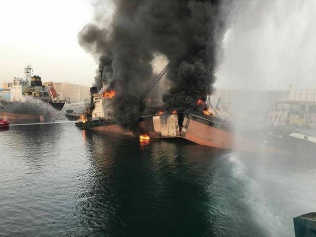 В Персидском заливе взорвался танкер