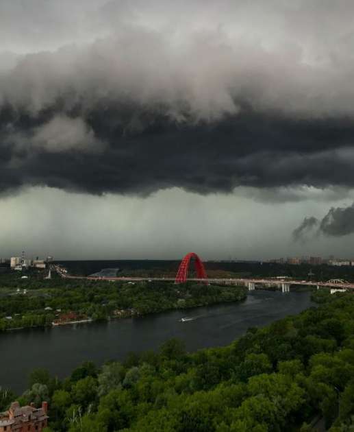 На Москву обрушился небывалый по силе шторм
