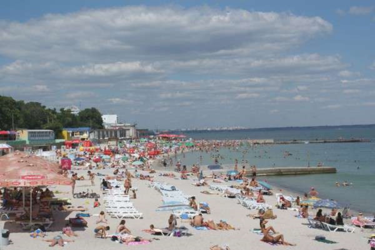 В Одессе на пляже подстрелили двухлетнего ребенка