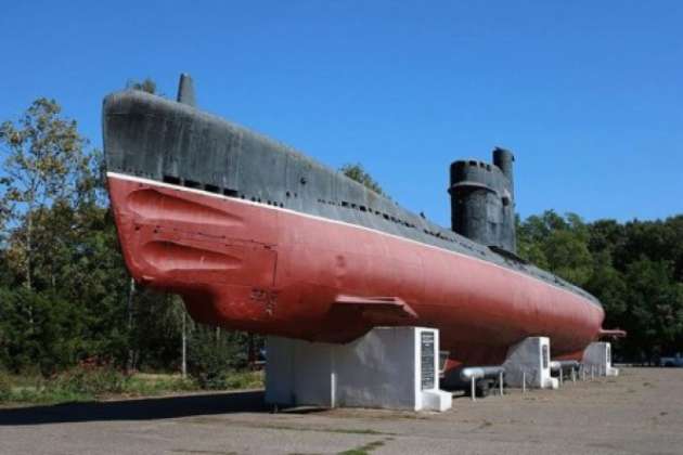 В Одессе вандалы пытались украсть и сдать на металлолом подводную лодку