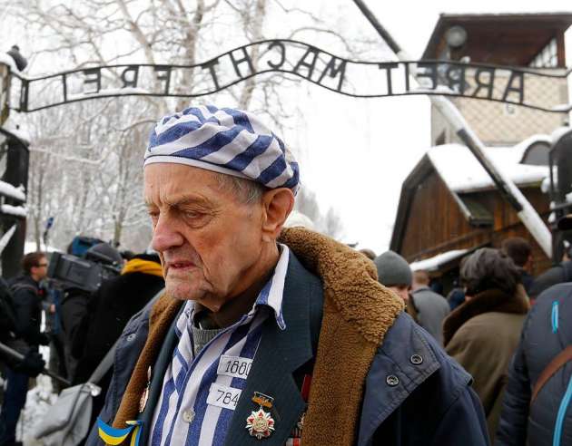 Украина – не государство? В Харькове легендарный узник Освенцима проучил путиниста