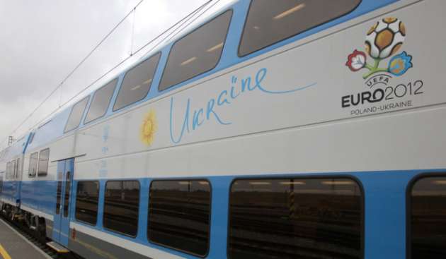 Бесплатные услуги, кондиционеры и сбор постелей: на что имеют право украинцы в поездах