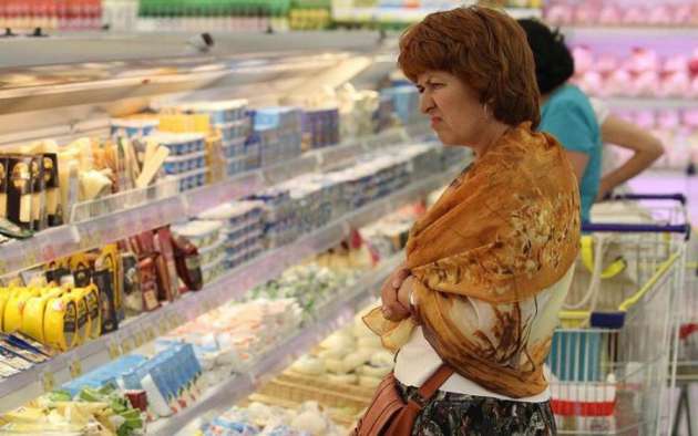 Россияне завистливо смотрят на изобилие в украинских супермаркетах