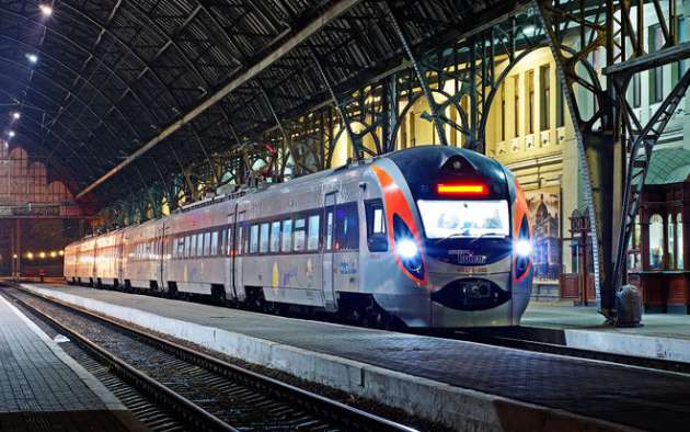 В Украине появятся 13 новых скоростных поездов