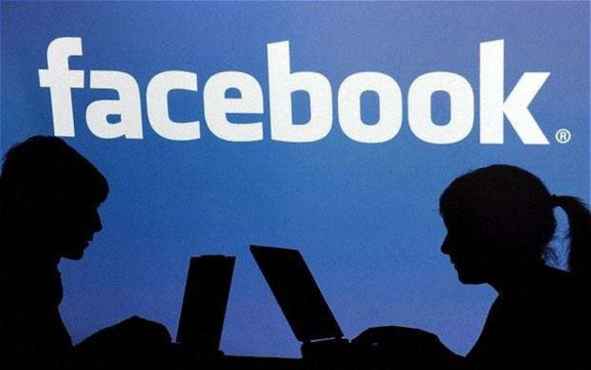 Пользователи Facebook пожаловались на масштабный сбой