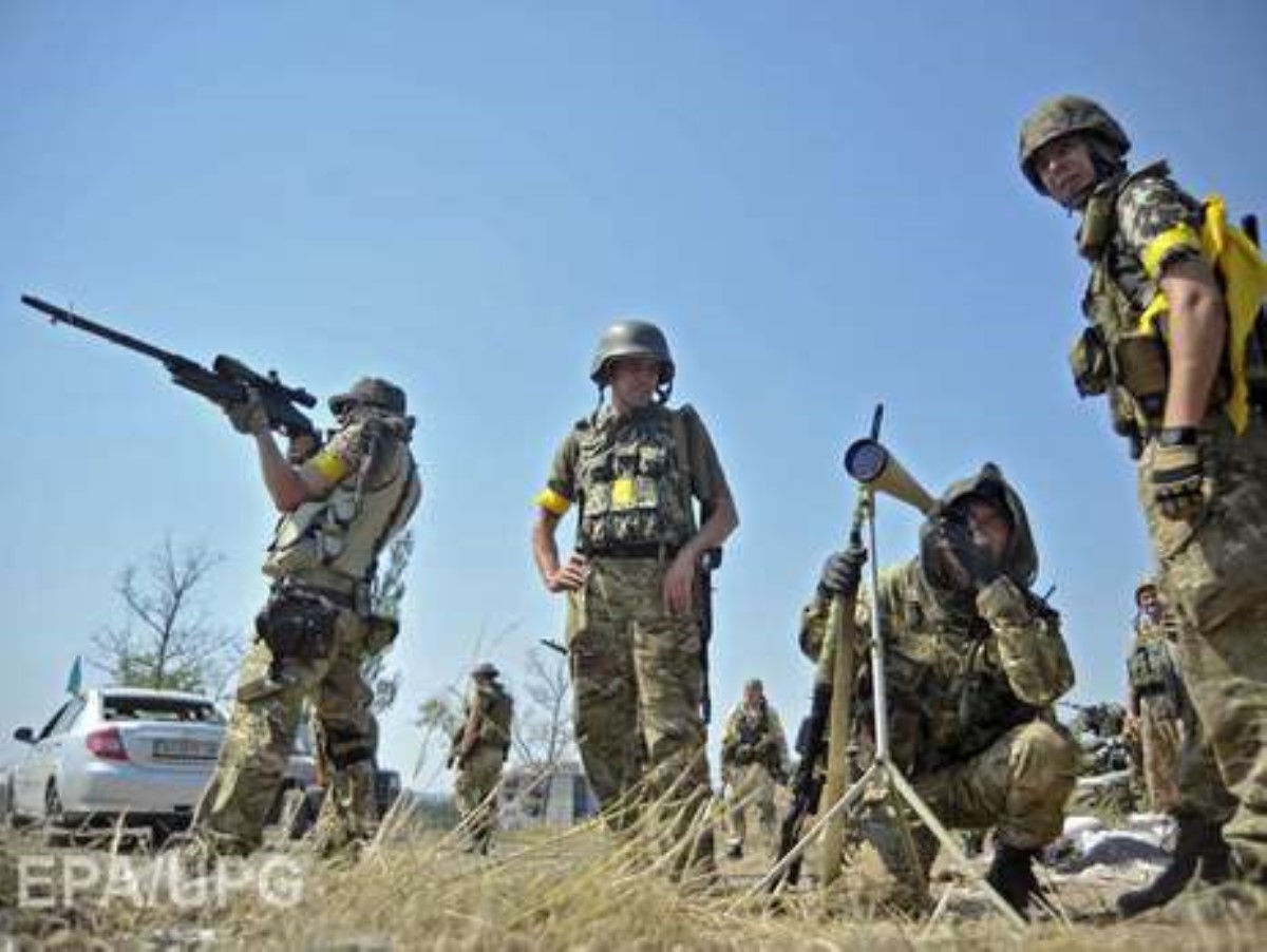Ситуация на Донбассе обострилась: есть раненые