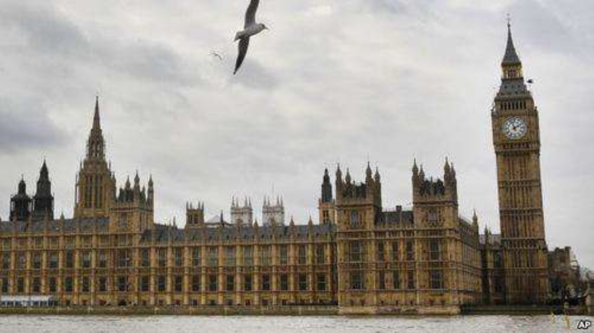 Журналисты выяснили, сколько времени займет захват парламента