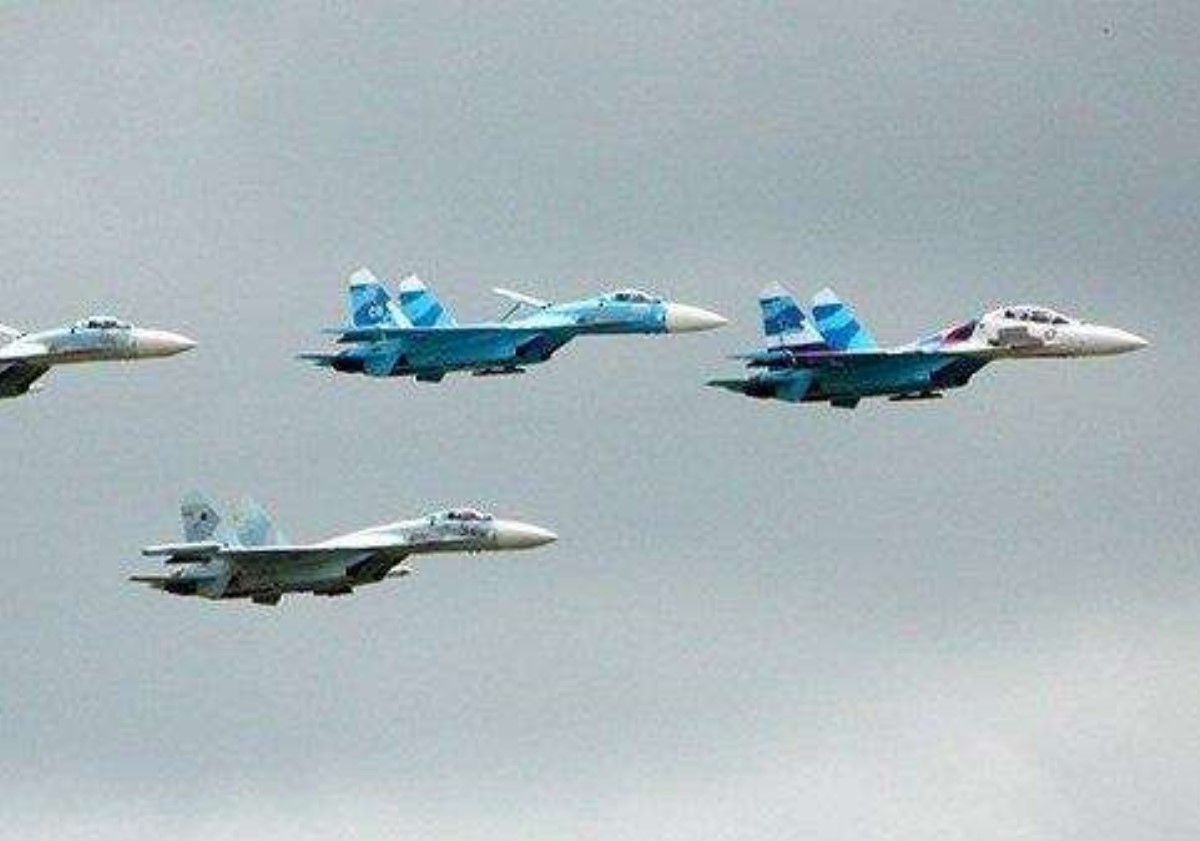 Россия подняла в небо авиацию в Крыму и на границе с Украиной