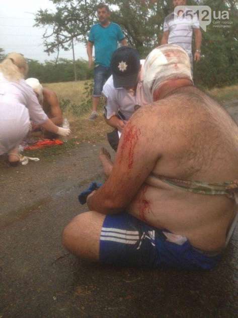 Инцидент на трассе под Николаевом: в ход пошли "травматы" и ножи