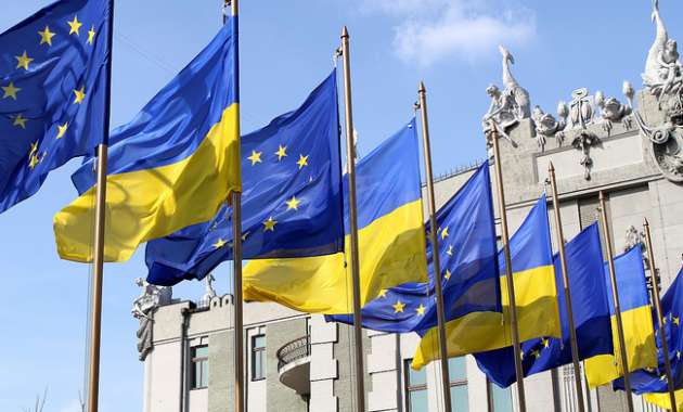 В Кабине рассказали о новом "плане Маршалла" для Украины