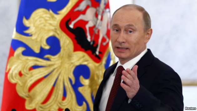 "То в одно место, то в другое": в России пояснили, почему Путин популярен на Западе