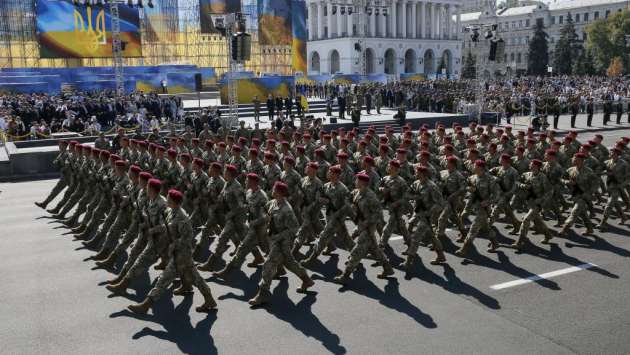 Военный парад на Крещатике: Онлайн-трансляция