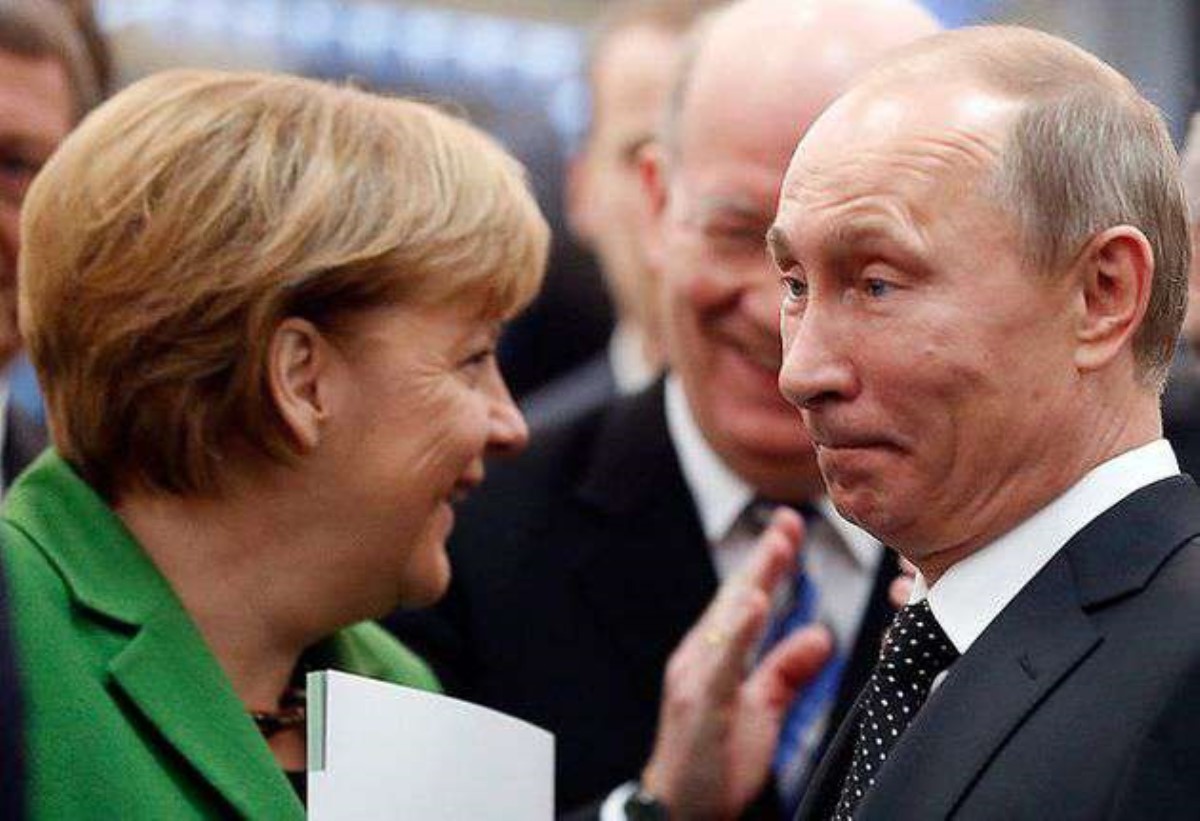Меркель наглядно объяснила немцам, почему нельзя дарить Путину Крым