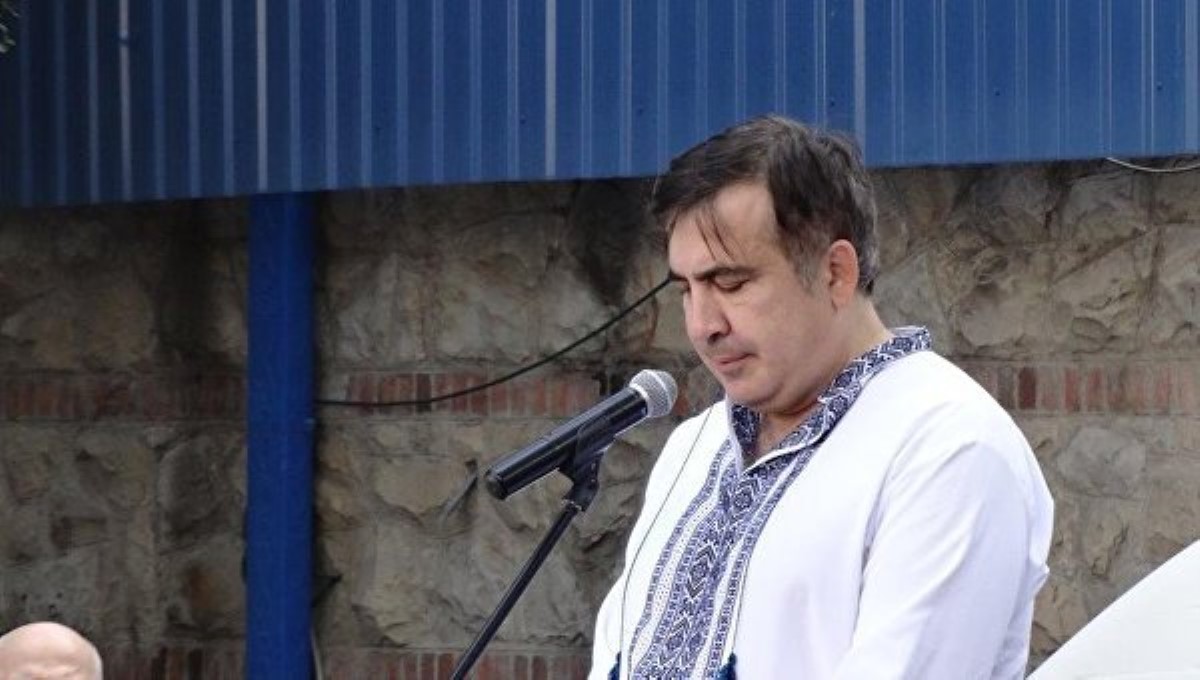 Саакашвили отстранил пресс-секретаря за антисемитизм в адрес Порошенко