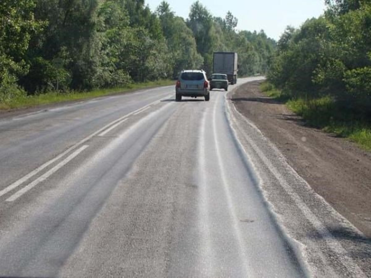 Фуры убивают украинские дороги: как с этим бороться