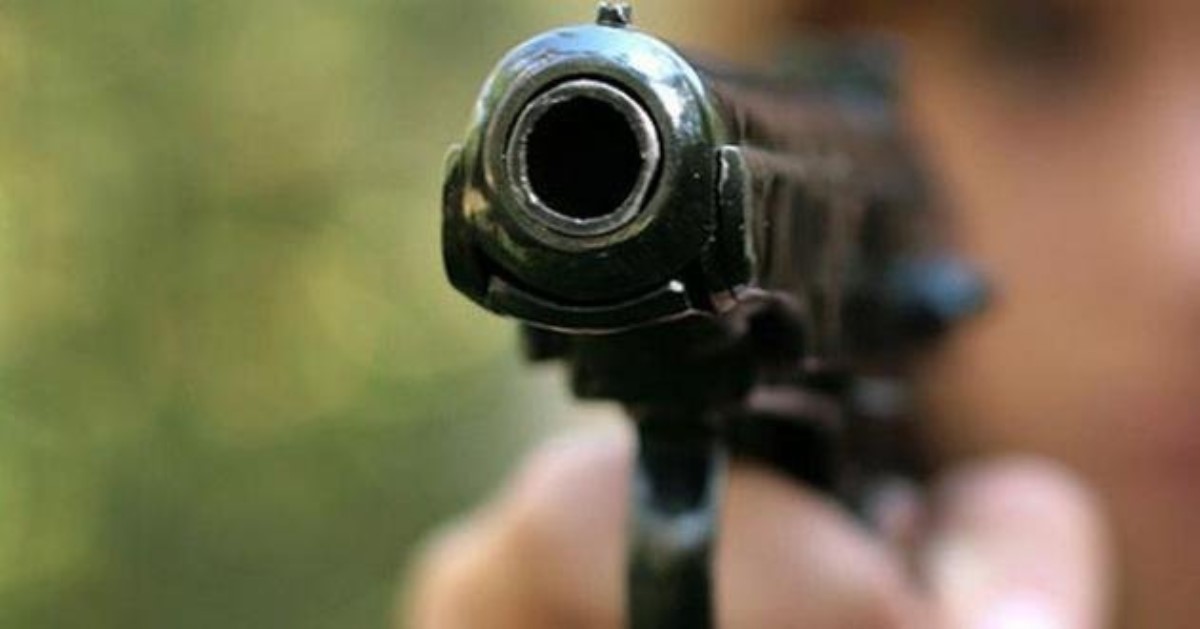 В Киеве обстреляли подростков-воров