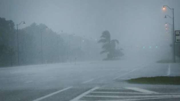 Появилось видео мощнейшего урагана "Ирма" во Флориде