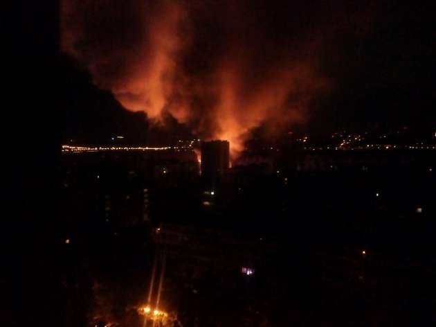 В Киеве масштабный пожар охватил ресторан
