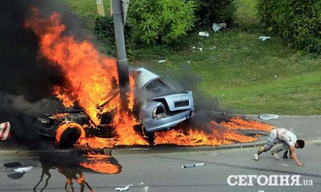 Водитель, спасшийся из пекла при взрыве авто в Киеве, умер в больнице