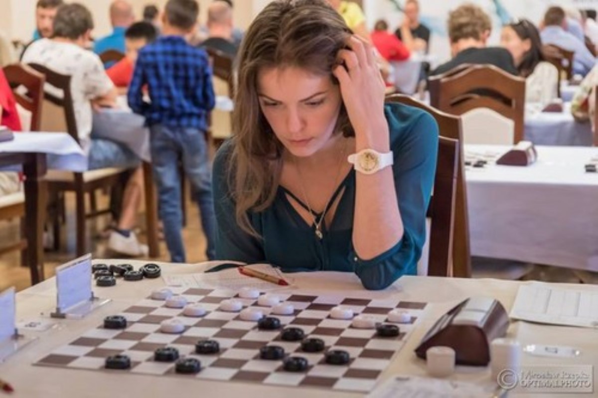 Украинка возглавила рейтинг сильнейших шашисток планеты