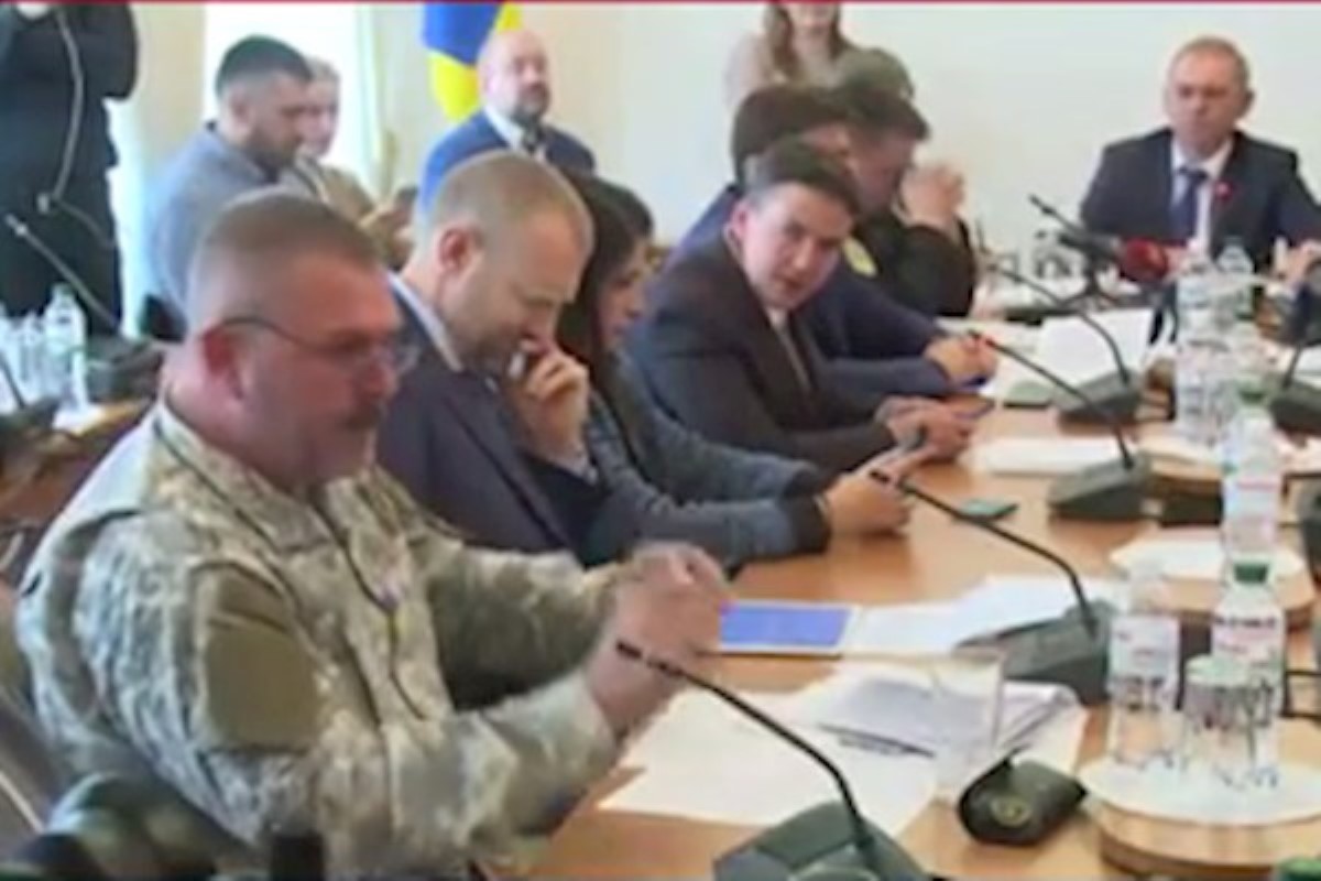 "Враги народа": Савченко и Береза устроили сварку в Раде. Появилось видео