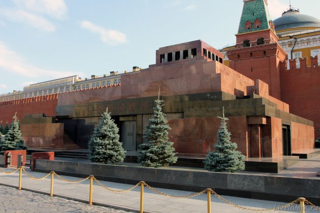 "Они все умрут": неизвестный сообщил, что в мавзолее Ленина заложена бомба