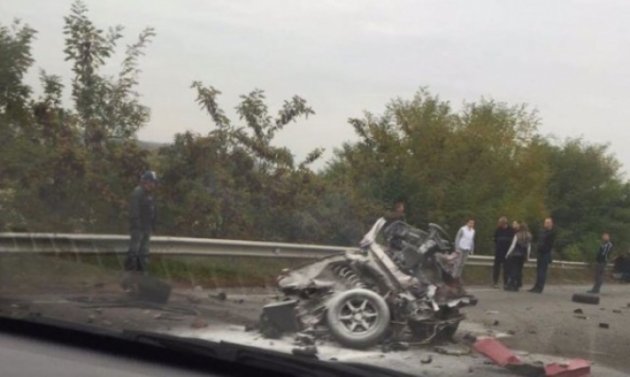 ДТП на трассе Киев-Чоп: одну из машин разорвало пополам