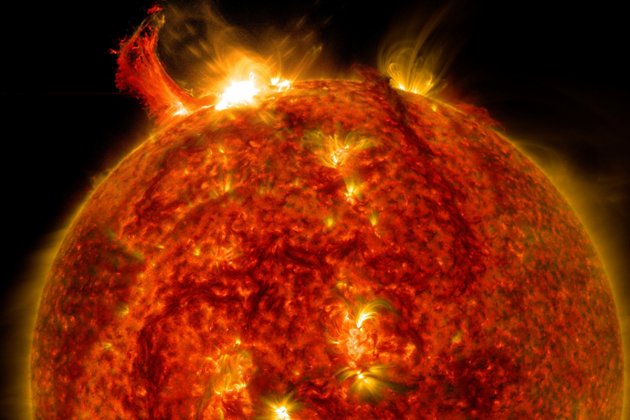 Землю ожидает смертоносная солнечная вспышка: названы сроки
