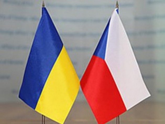 Украину предупредили о новых трудностях из-за смены власти в Чехии