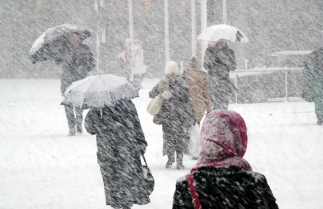 Морозы и снег: кому в Украине сегодня будет тяжелее всего