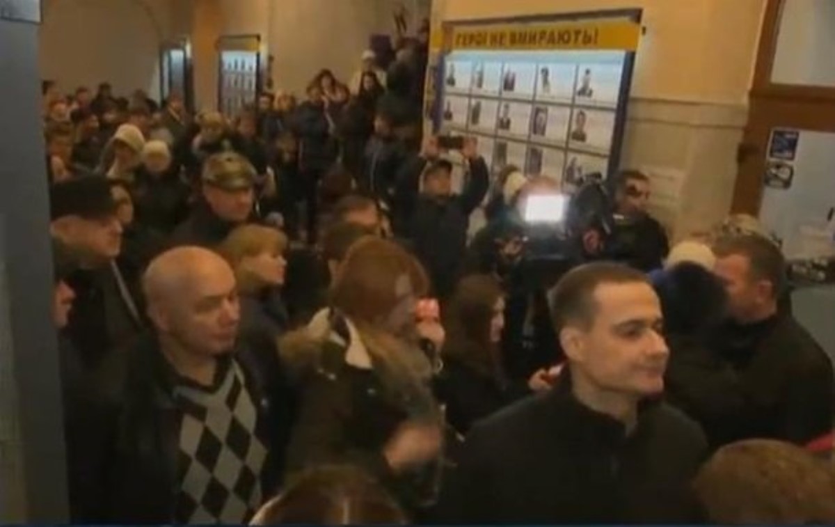 В мэрию Киева ворвались протестующие