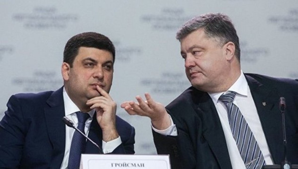 Лучше не вмешиваться: поговаривают о серьезном конфликте между Порошенко и Гройсманом
