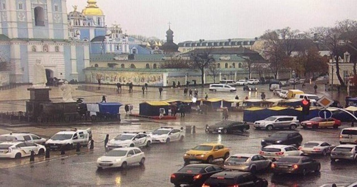 В Киеве начался "марш миллионов" Саакашвили: соцсети взорвались шутками