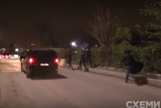 Появилось видео нападения охраны Медведчука на журналистов