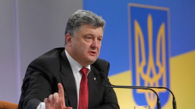 Порошенко требует от Рады украинизировать сферу услуг