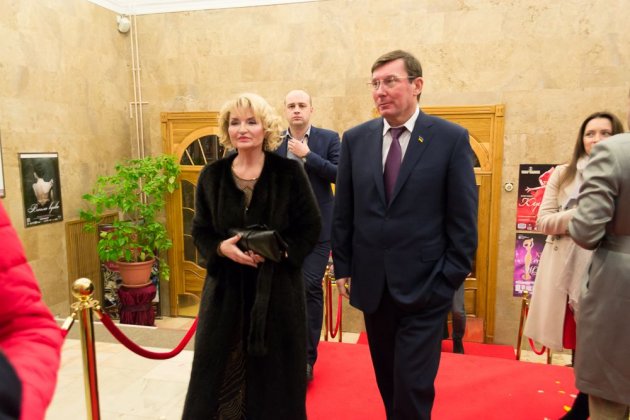 Вслед за Мариной Порошенко "женщиной третьего тысячелетия" объявлена Ирина Луценко