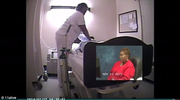 Медсестры хохочут над умирающим ветераном: сеть шокировали кадры, снятые скрытой камерой