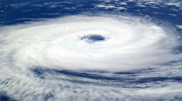 В Украину идет опасный штормовой циклон