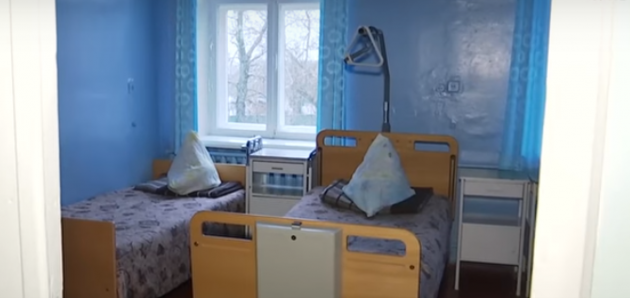 Шесть часов ждал врачей: под Киевом пациент скончался в больнице от боли