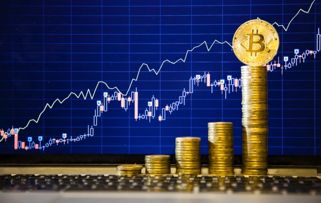 Биткоин резко подешевел после рекордного скачка