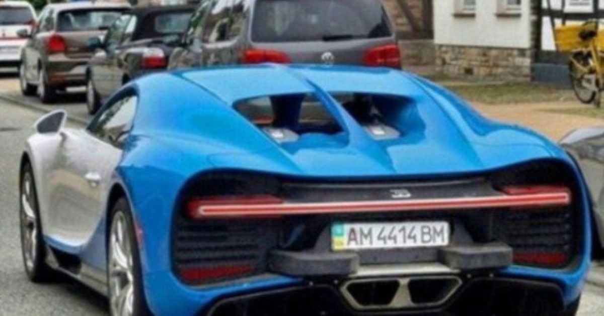 Bugatti Chiron за $2,5 миллиона замечен на украинских номерах