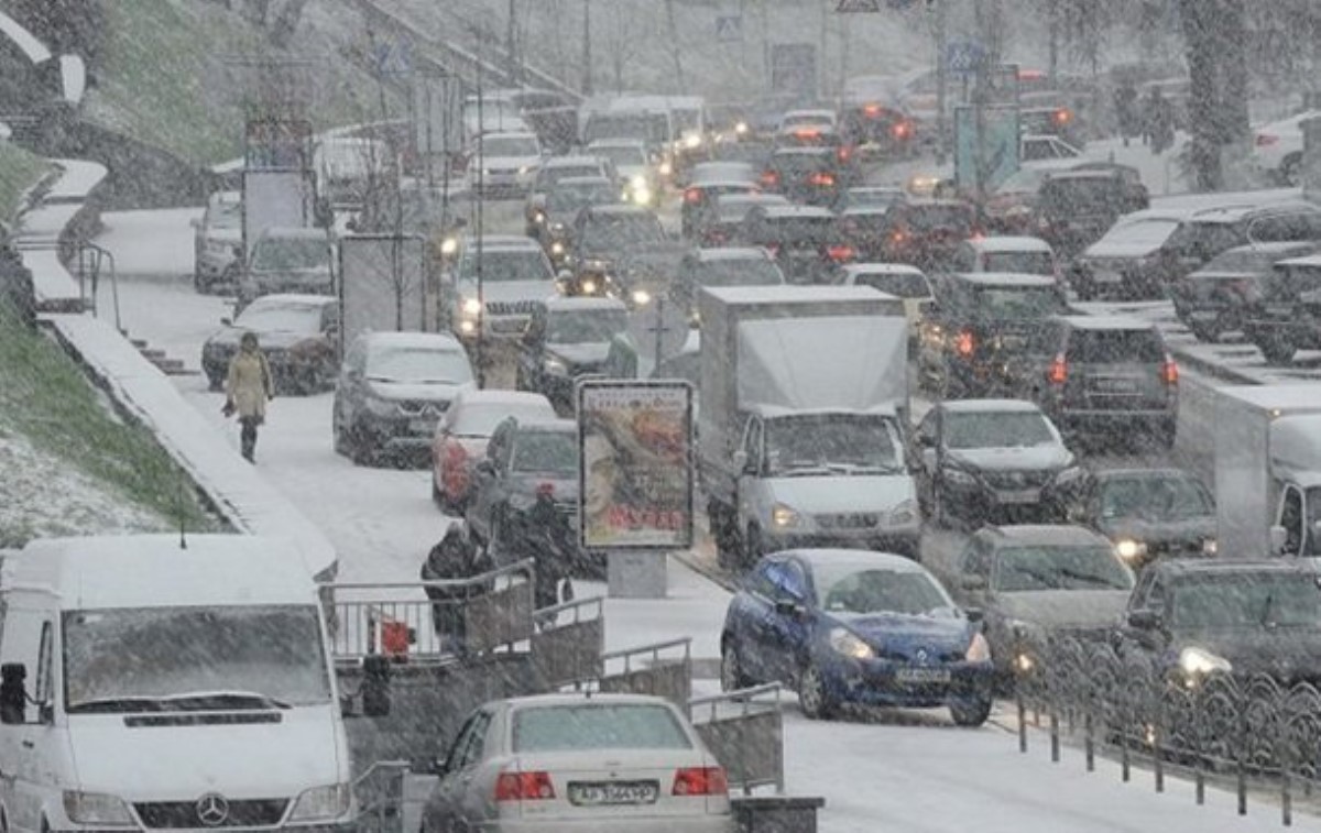 Синоптики узнали, когда в Киеве прекратится снегопад