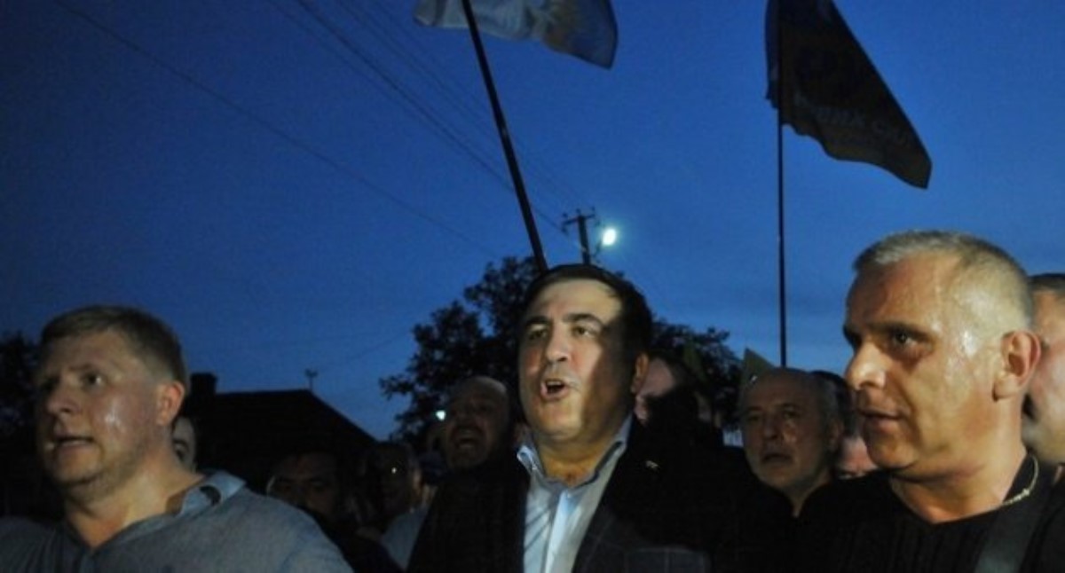 С собой приносить «Рошен»: на Майдане собирают акцию в пику Саакашвили