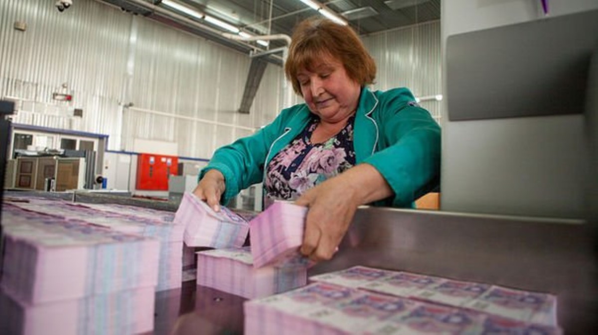 Украинцы засыпали исками работодателей из-за долгов по зарплате