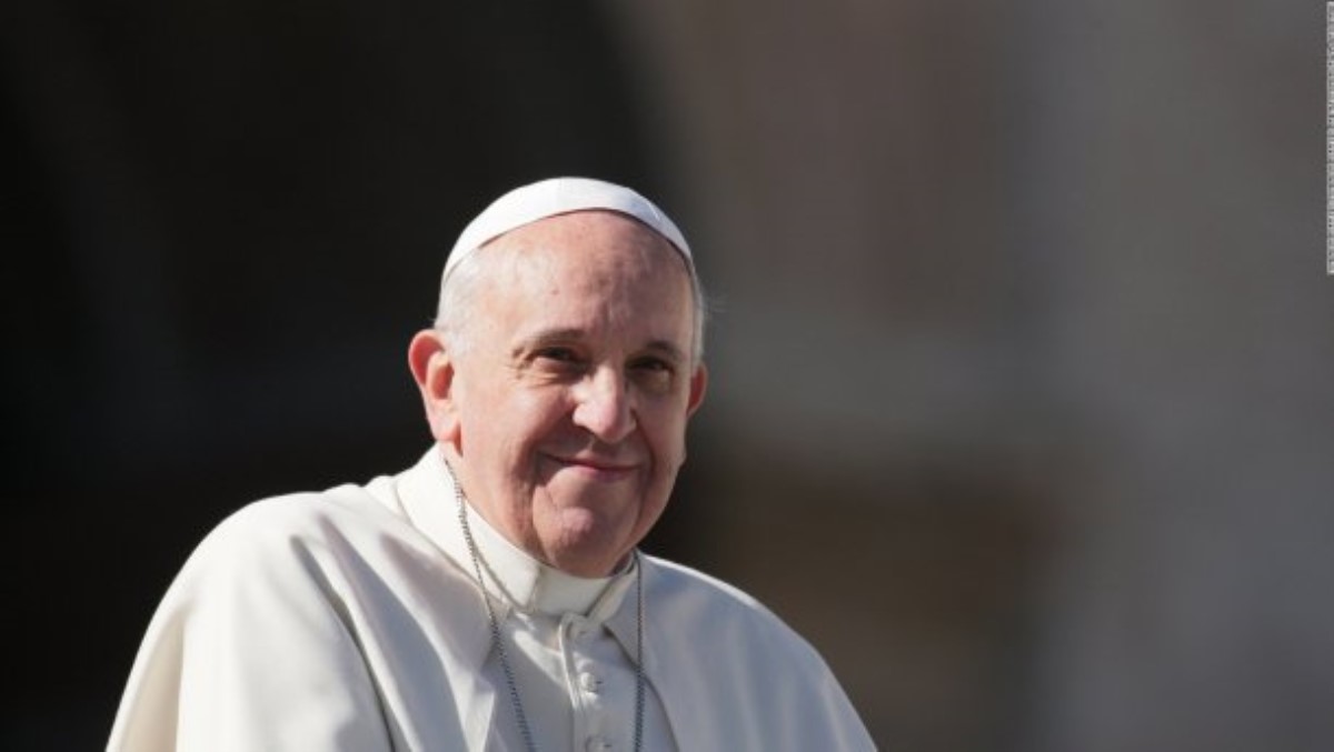 Папа Франциск в рождественском поздравлении пожелал мира Украине