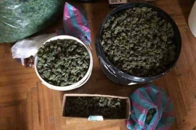Жители Мукачево хранили дома 80 килограмм наркотиков на 7 миллионов гривен