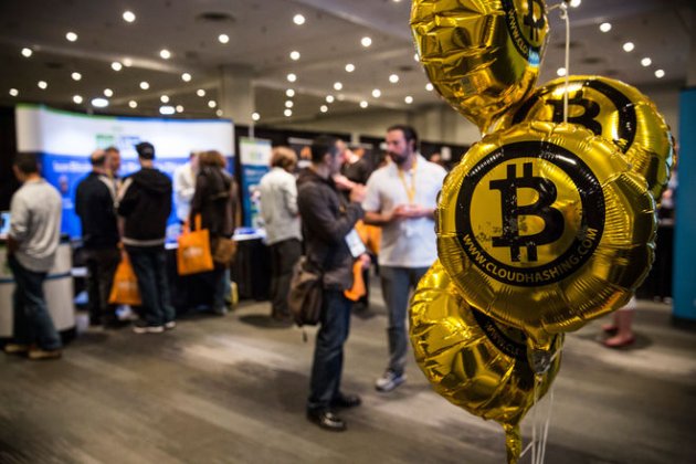 Bitcoin превысил отметку в $14 тысяч