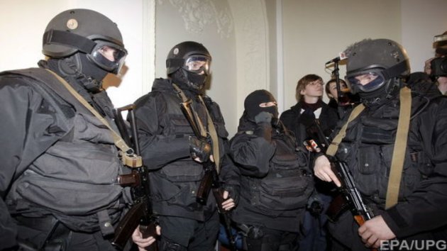 Со съемкой и адвокатами. Что нужно знать о новых правилах обысков в Украине
