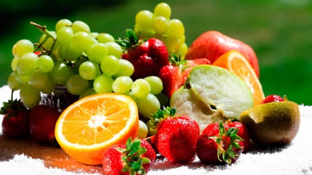 Больше жира: диетолог рассказала, почему опасно налегать на фрукты